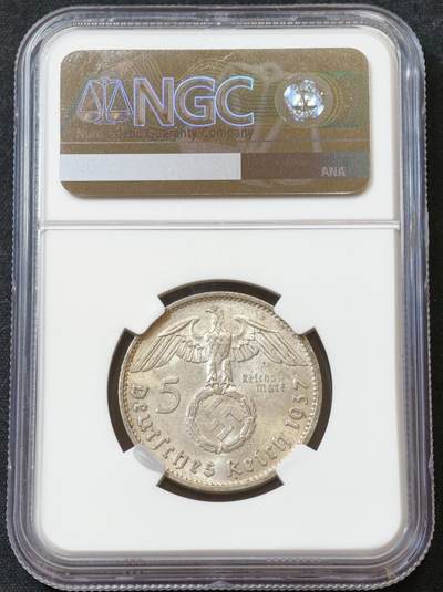 甄臻铺-世界币章拍卖（第60期），甄品场拍品征集中，送拍享返佣金等优惠多多 NGC-MS62 德国 1937年E厂 兴登堡带字5马克银币 少见厂别