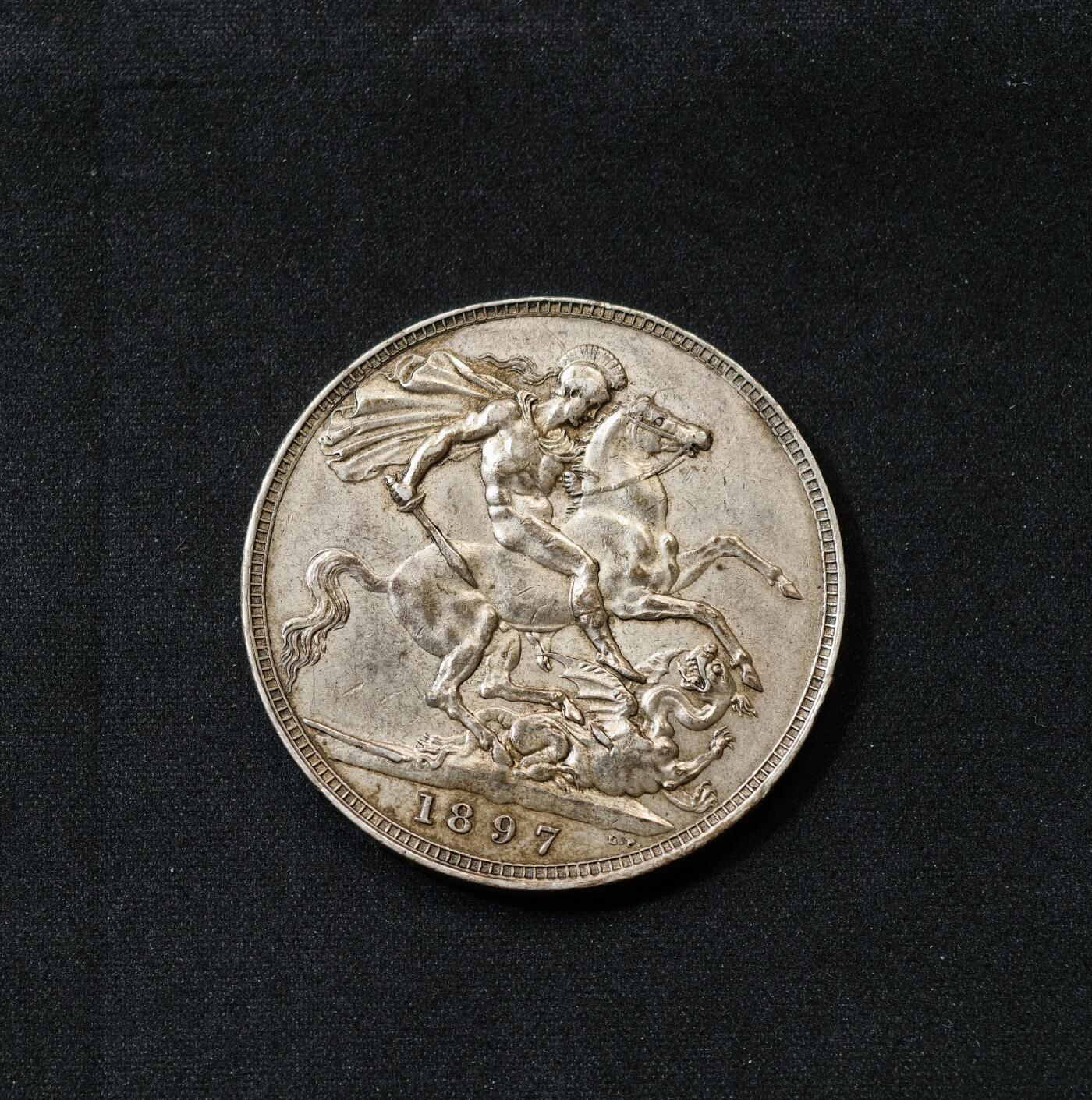 甄臻铺-世界币章拍卖（第60期），甄品场拍品征集中，送拍享返佣金等优惠多多