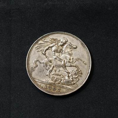 甄臻铺-世界币章拍卖（第60期），甄品场拍品征集中，送拍享返佣金等优惠多多 英国披纱马剑 au品相 原状态 可送评级的一枚 出分轻松升值