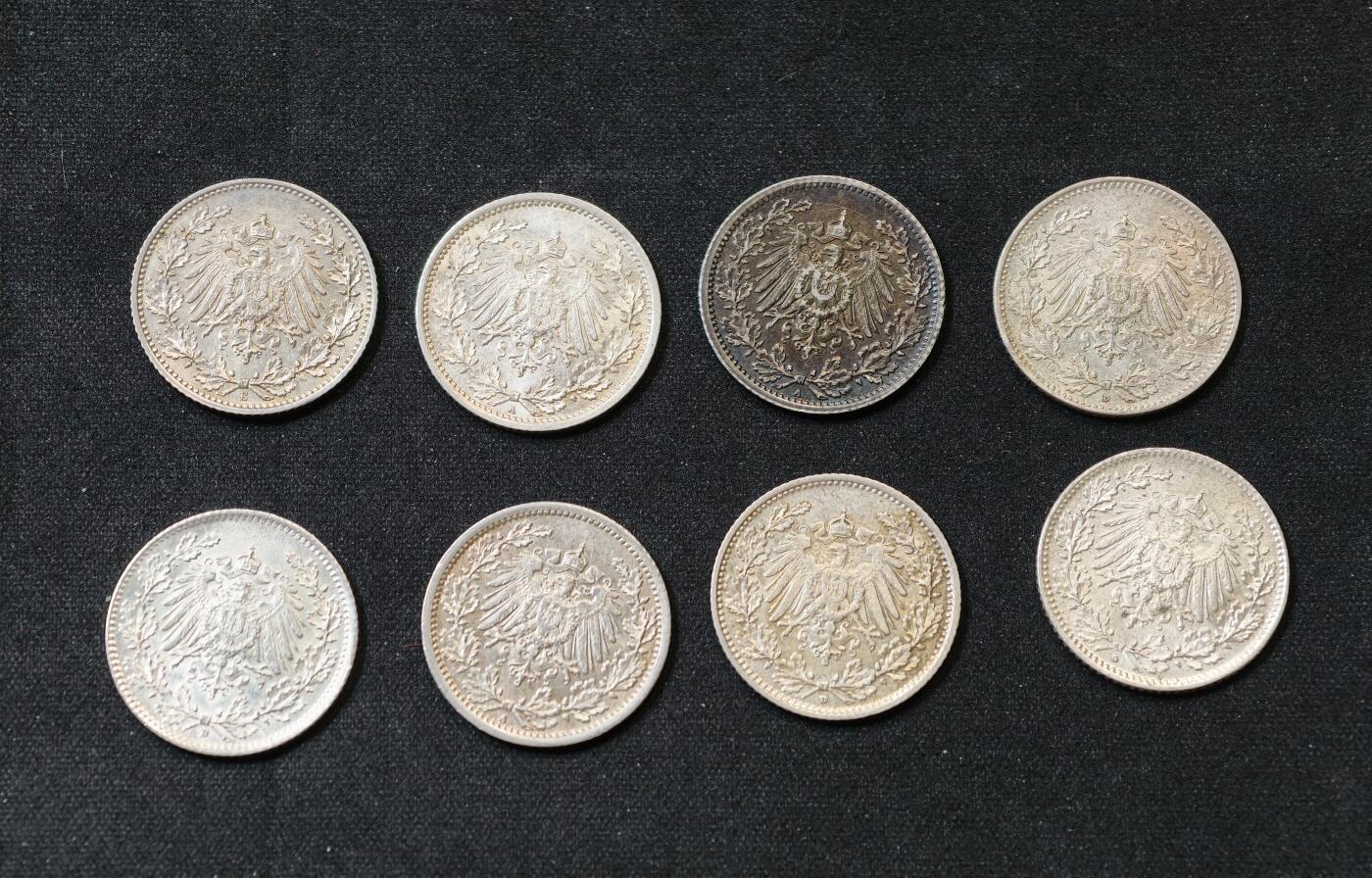 甄臻铺-世界币章拍卖（第60期），甄品场拍品征集中，送拍享返佣金等优惠多多