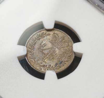 甄臻铺-世界币章拍卖（第60期），甄品场拍品征集中，送拍享返佣金等优惠多多 NGC-MS65-AU58 1862年维多利亚小维洗脚币，宗教产物，绒布包浆，两个58明显低评，性价比极高