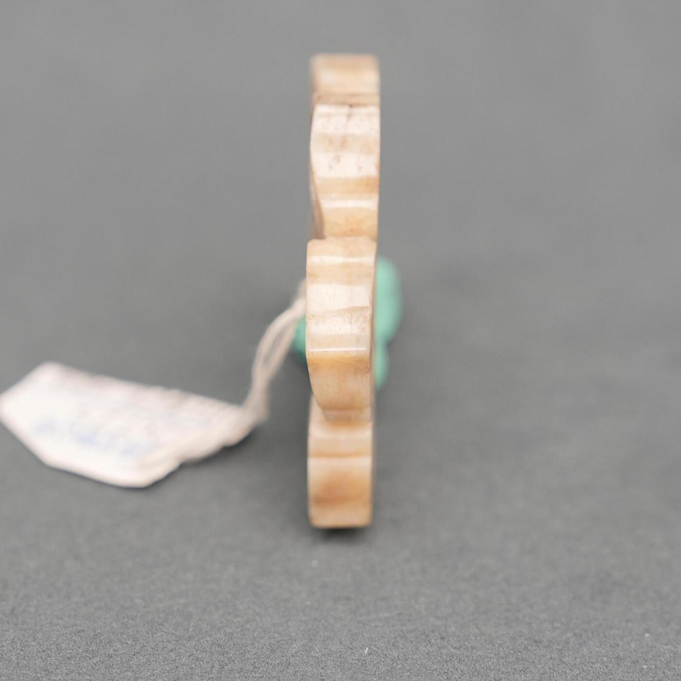  碧月说宝.韫玉流光-南京文物公司明清玉器专场（二） 旧玉寿字花形佩