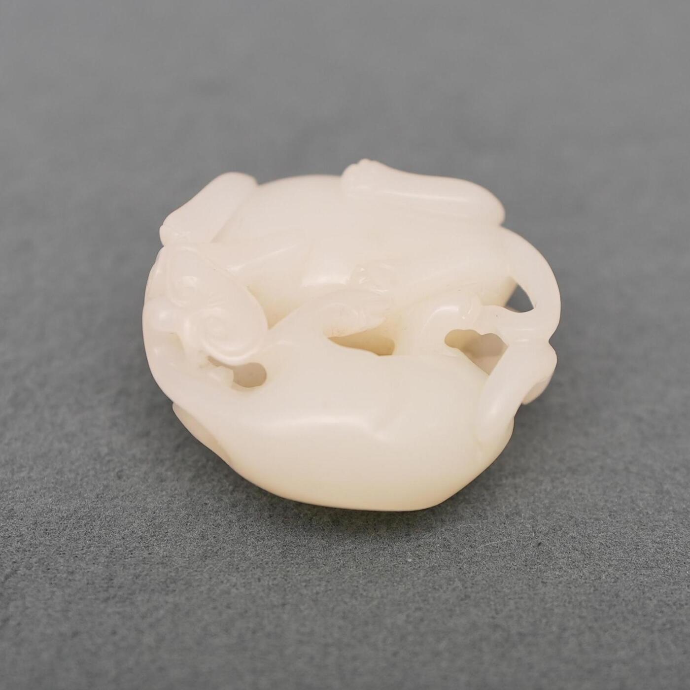 碧月说宝.韫玉流光-南京文物公司明清玉器专场（一） 白玉双欢圆雕