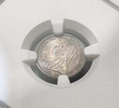 甄臻铺-世界币章拍卖（第60期），甄品场拍品征集中，送拍享返佣金等优惠多多 NGC-MS65-MS64 1896年维多利亚披纱洗脚币，宗教产物，天鹅绒布包浆，黑五彩，PL底板