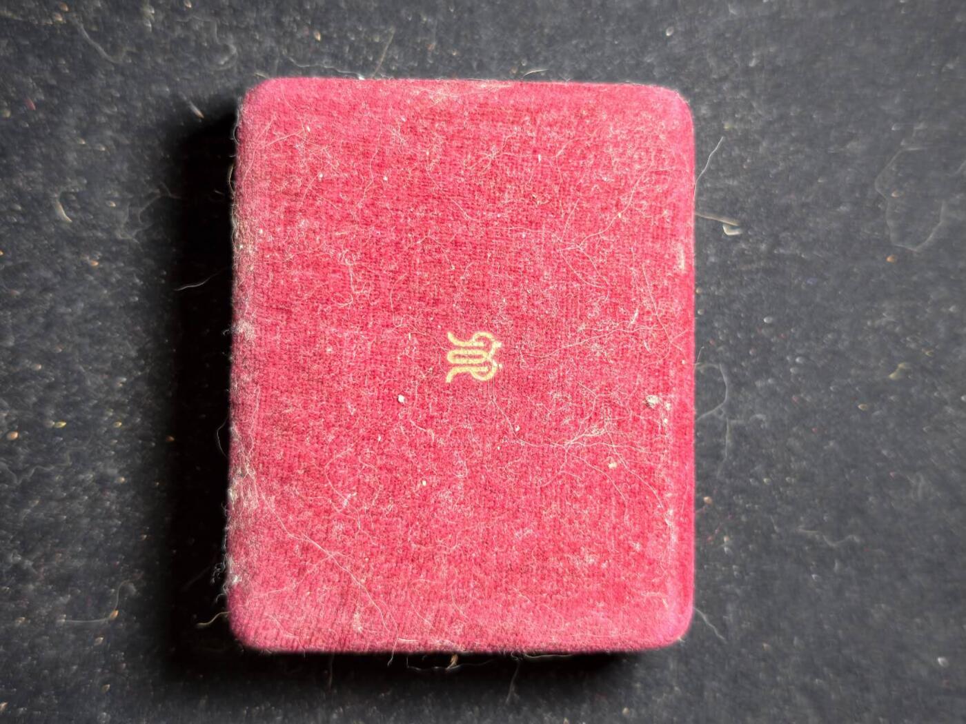 凯旋世界勋赏（第23期）（欢迎送拍）（对拍品有疑问请询问客服，不接受到手刀，出价默认拍品品相。请认真阅读拍卖规则！出价默认已认可！）（收到货请录制开箱视频，无视频概不处理问题。） 神奈川县知事内山岩太郎 任职纪念铜章