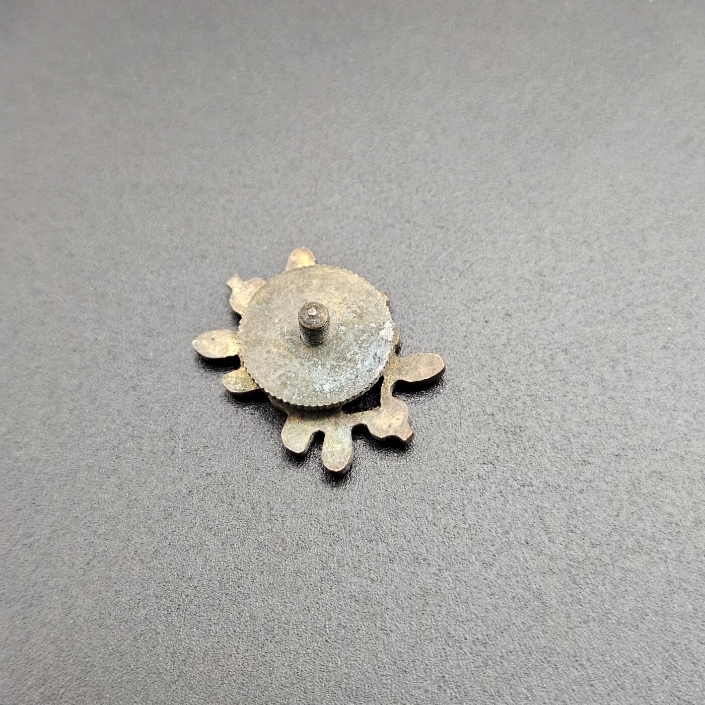 0元起拍勋章 第347期 咸鱼国勋章拍卖专场 4月19日（周日）下午6：00开始 日本高校珐琅章