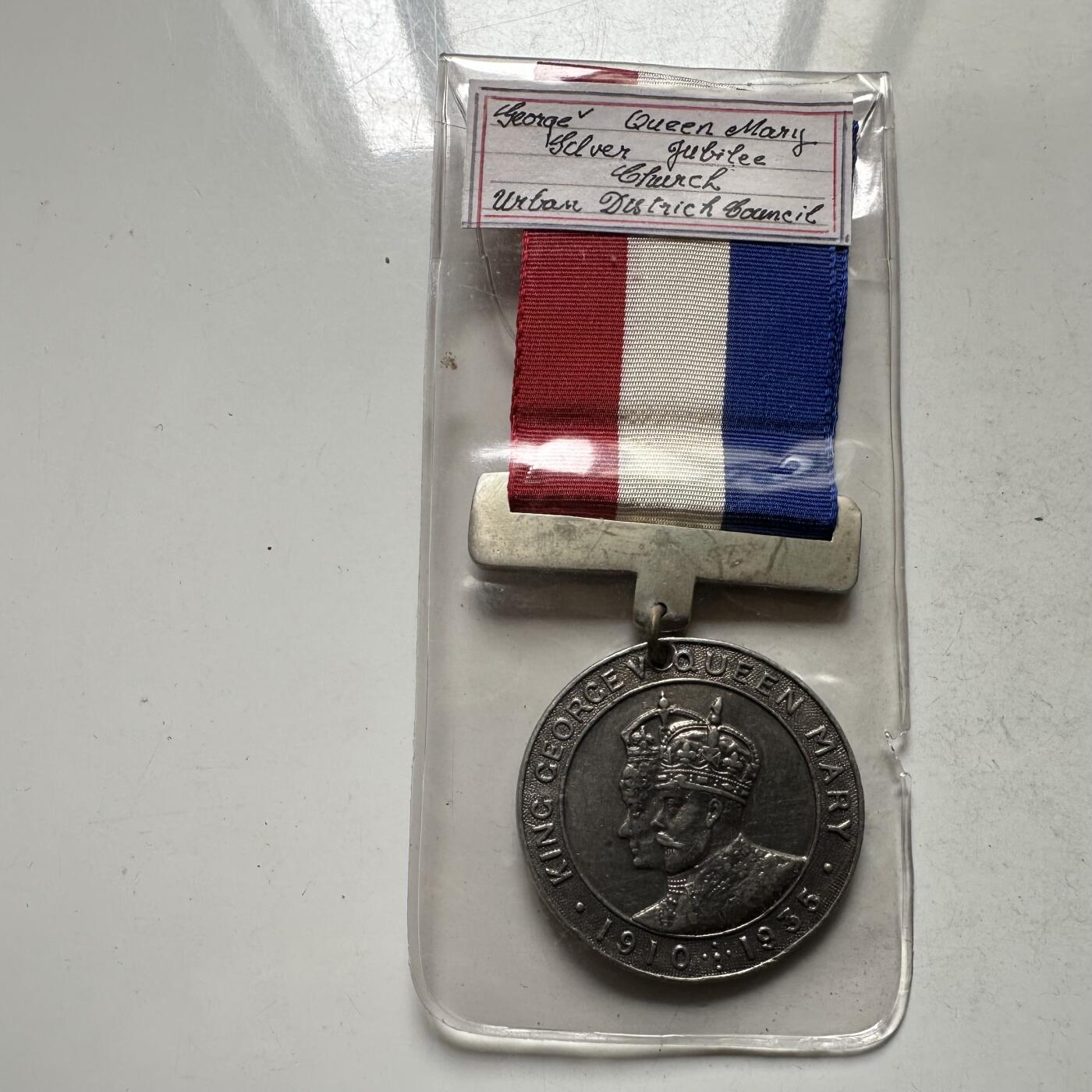 🌹外币初藏🌹🐯2026年第43场   每周二四六晚8️⃣点  世界硬币 英国 1935年 乔治五世与玛丽王后银禧纪念奖章 38.7毫米