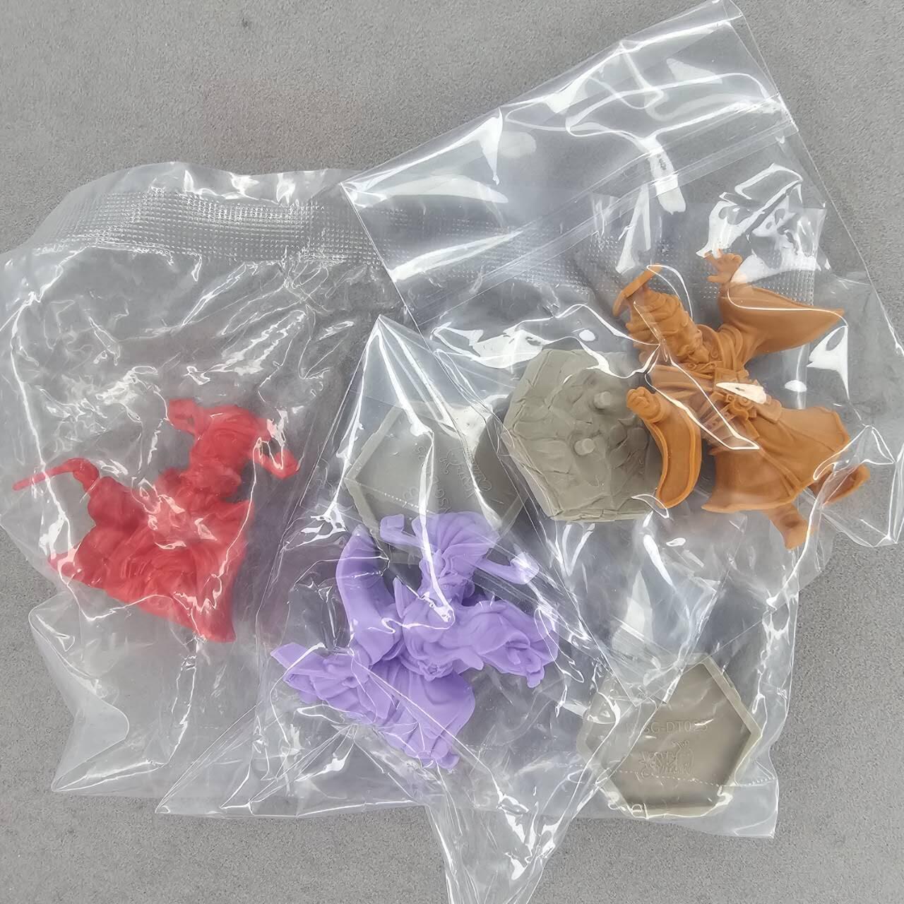 龙虎卡牌-八三场（满200元包邮，无佣金，每周六结拍，欢迎送拍） 卡游三国 不凡橡皮人3款 2