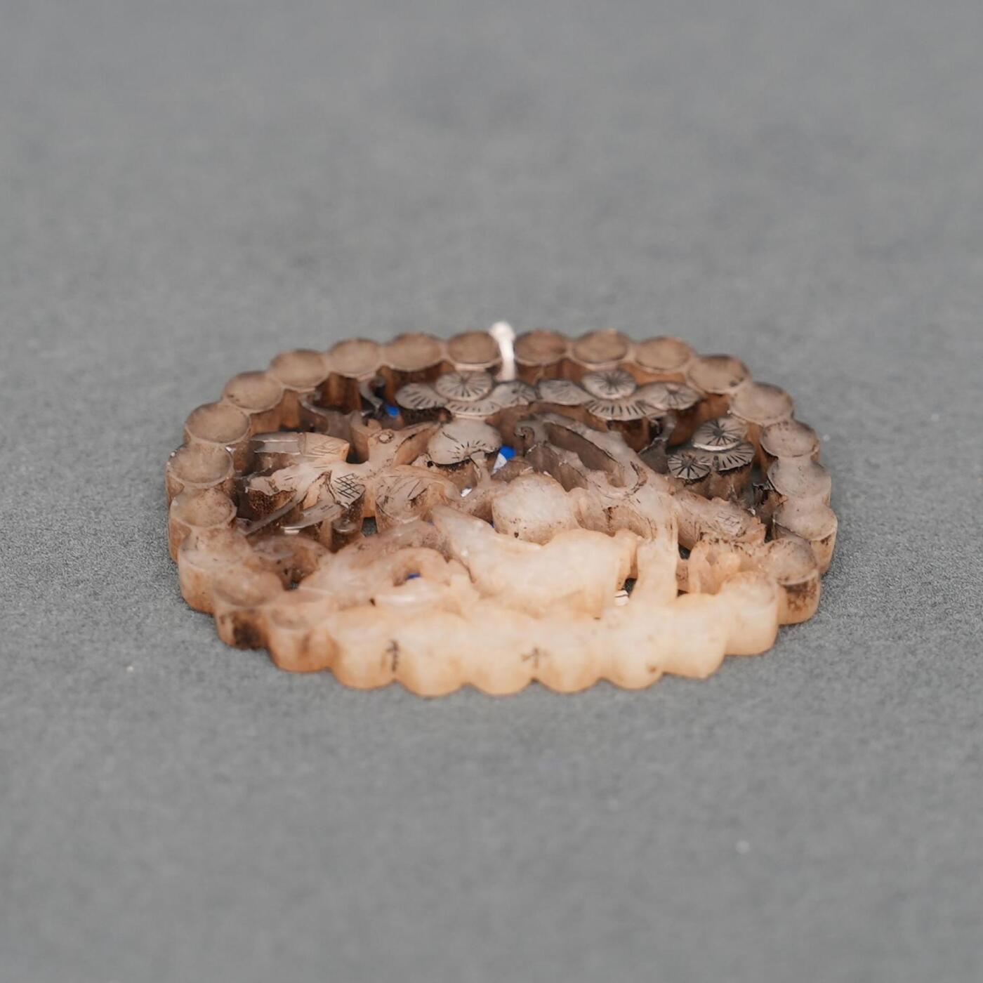  碧月说宝.韫玉流光-南京文物公司明清玉器专场（二） 白玉鹿鹤连珠佩