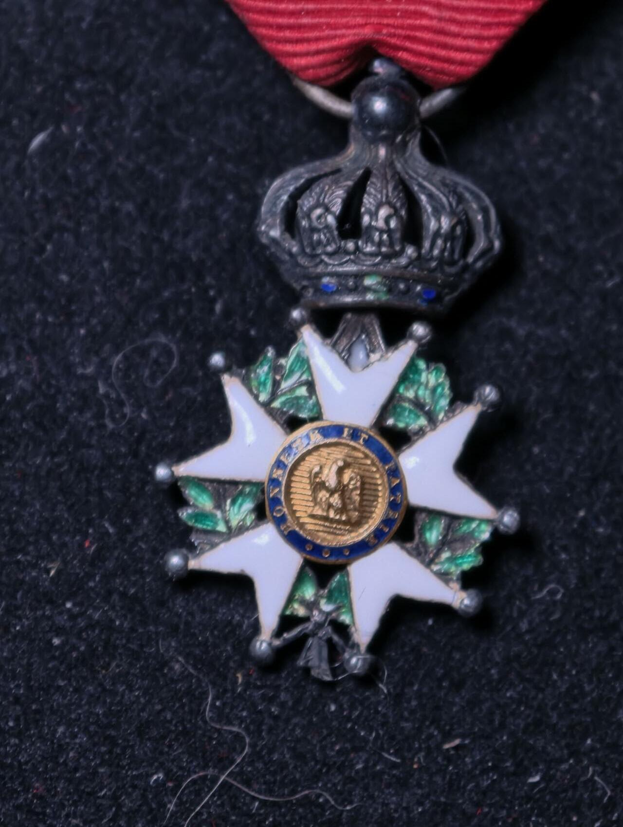 凯旋世界勋赏（第23期）（欢迎送拍）（对拍品有疑问请询问客服，不接受到手刀，出价默认拍品品相。请认真阅读拍卖规则！出价默认已认可！）（收到货请录制开箱视频，无视频概不处理问题。） 。