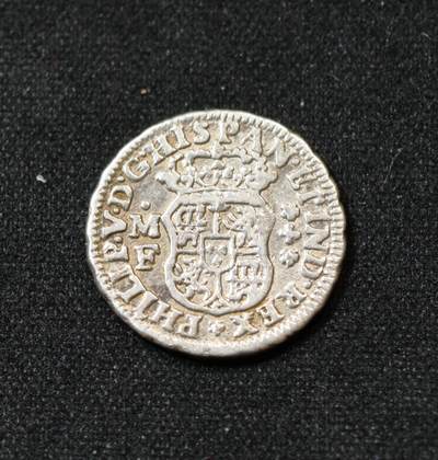 甄臻铺-世界币章拍卖（第60期），甄品场拍品征集中，送拍享返佣金等优惠多多 墨西哥 1736年Mo 1/2里亚尔 地球双柱 银币 打制图案清晰，畧有深色包浆