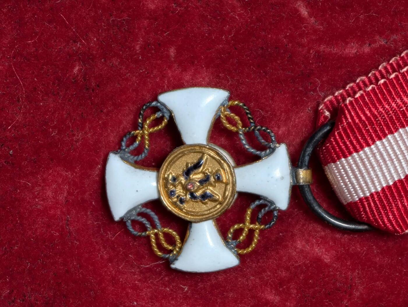 凯旋世界勋赏（第23期）（欢迎送拍）（对拍品有疑问请询问客服，不接受到手刀，出价默认拍品品相。请认真阅读拍卖规则！出价默认已认可！）（收到货请录制开箱视频，无视频概不处理问题。） 。