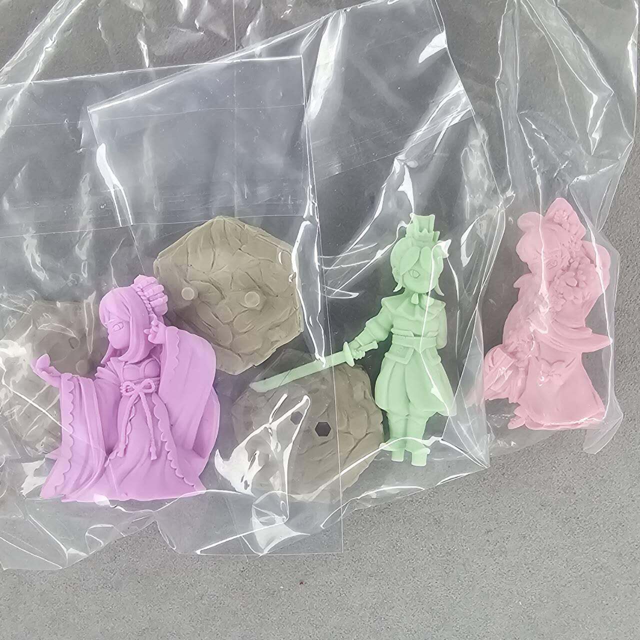 龙虎卡牌-八三场（满200元包邮，无佣金，每周六结拍，欢迎送拍） 卡游三国 不凡橡皮人3款 9