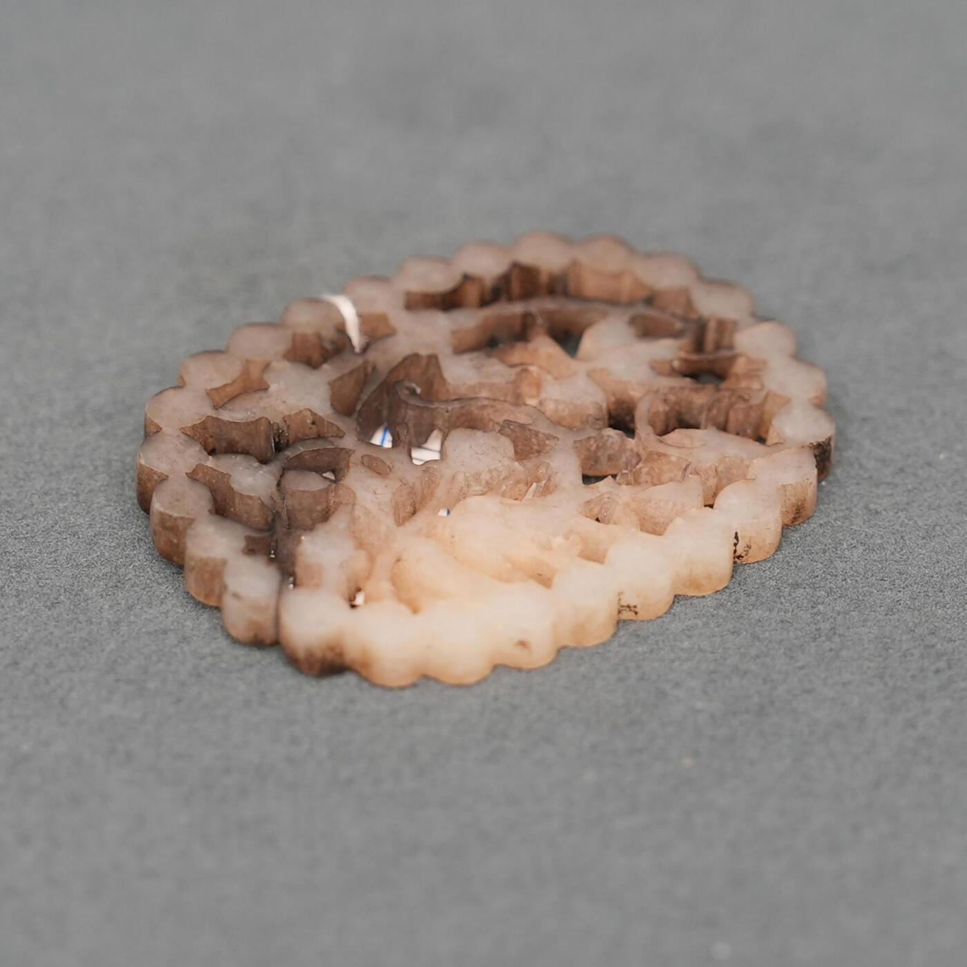  碧月说宝.韫玉流光-南京文物公司明清玉器专场（二） 白玉鹿鹤连珠佩