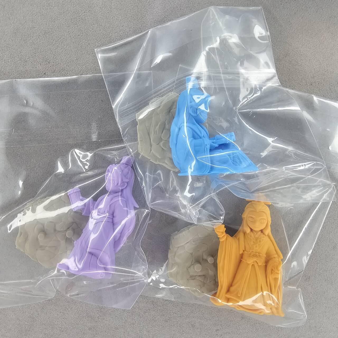 龙虎卡牌-八三场（满200元包邮，无佣金，每周六结拍，欢迎送拍） 卡游三国 不凡橡皮人3款 5