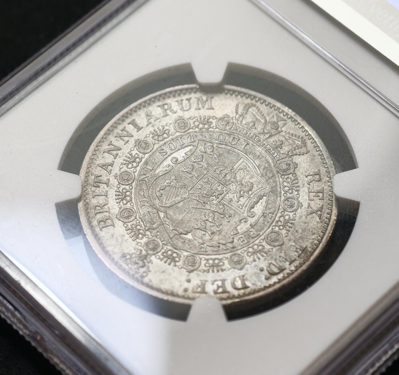 甄臻铺-世界币章拍卖（第60期），甄品场拍品征集中，送拍享返佣金等优惠多多