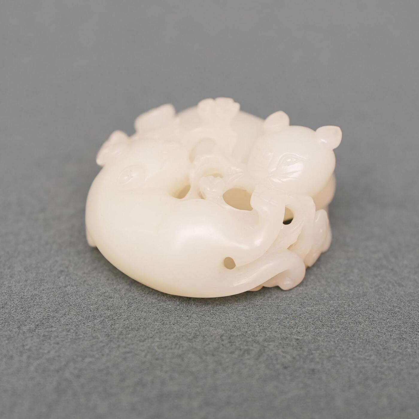 碧月说宝.韫玉流光-南京文物公司明清玉器专场（一） 白玉双欢圆雕