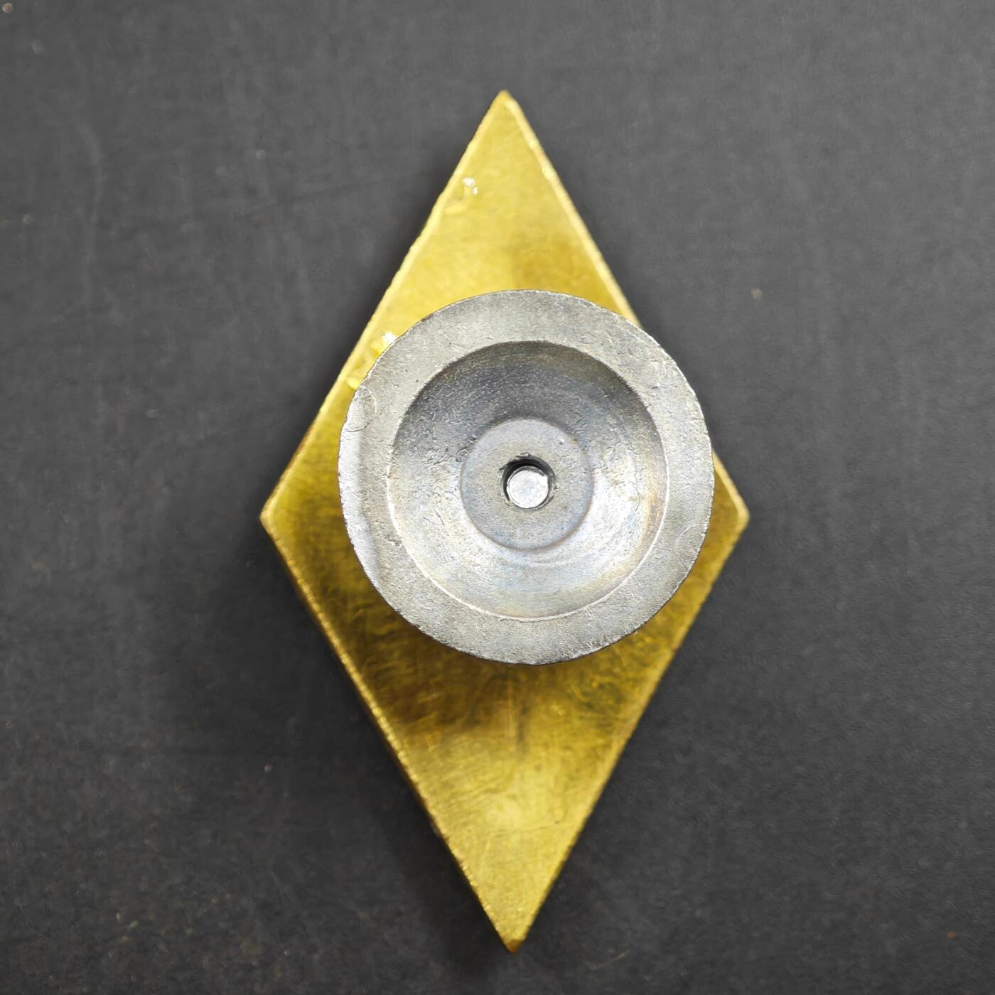 4月17日结束，成斌徽章钱币专场