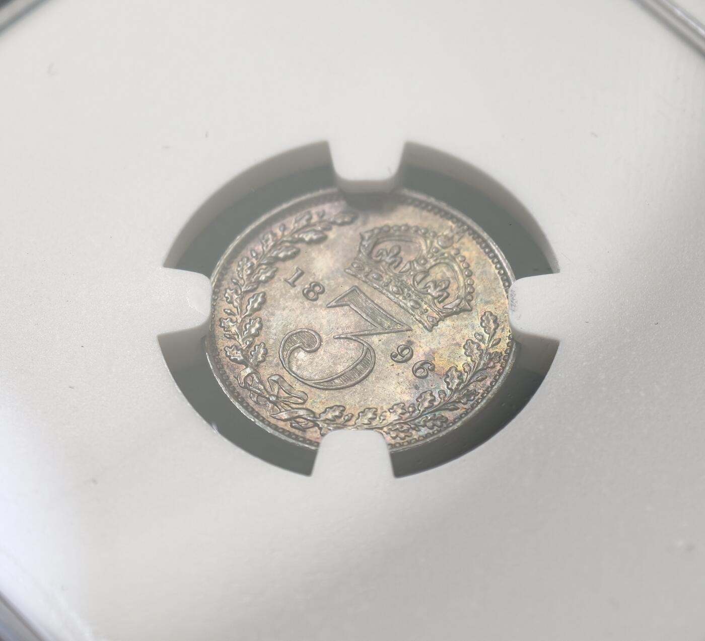 甄臻铺-世界币章拍卖（第60期），甄品场拍品征集中，送拍享返佣金等优惠多多