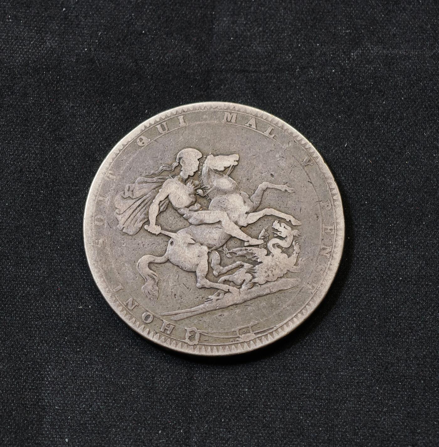 甄臻铺-世界币章拍卖（第60期），甄品场拍品征集中，送拍享返佣金等优惠多多