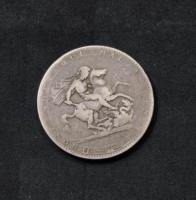 甄臻铺-世界币章拍卖（第60期），甄品场拍品征集中，送拍享返佣金等优惠多多 英国 1819年 乔治三世马剑大银币 原味品 重约27.6克