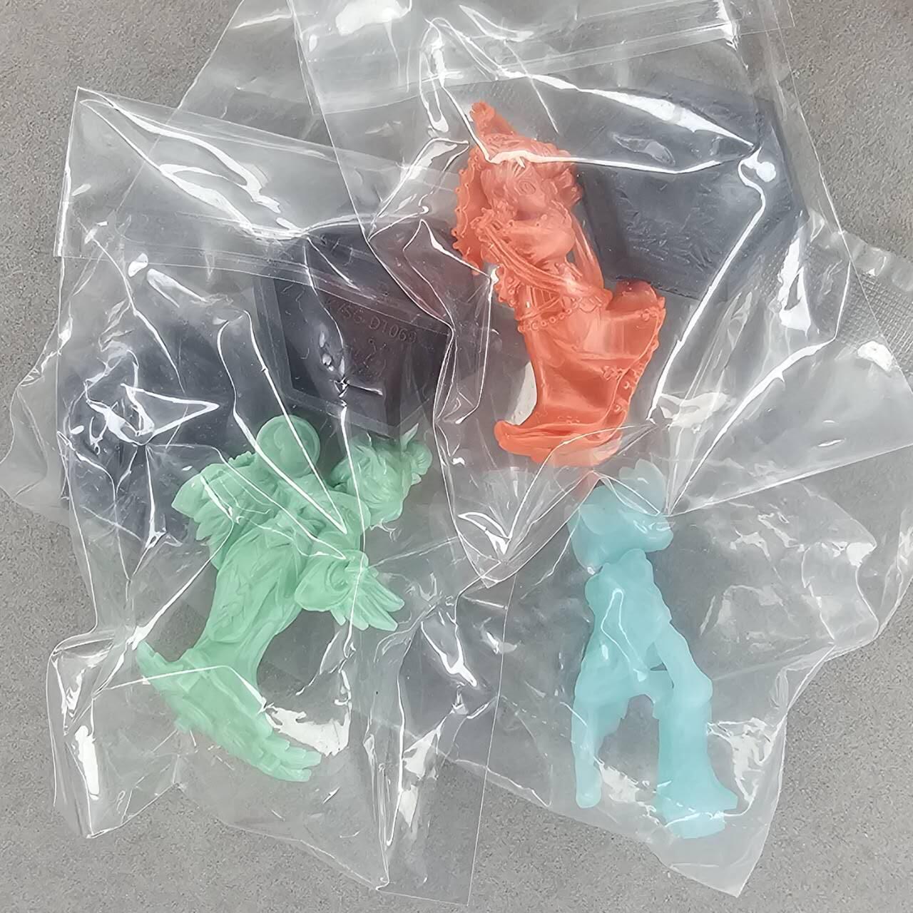 龙虎卡牌-八三场（满200元包邮，无佣金，每周六结拍，欢迎送拍） 卡游三国 极耀橡皮人3款 16