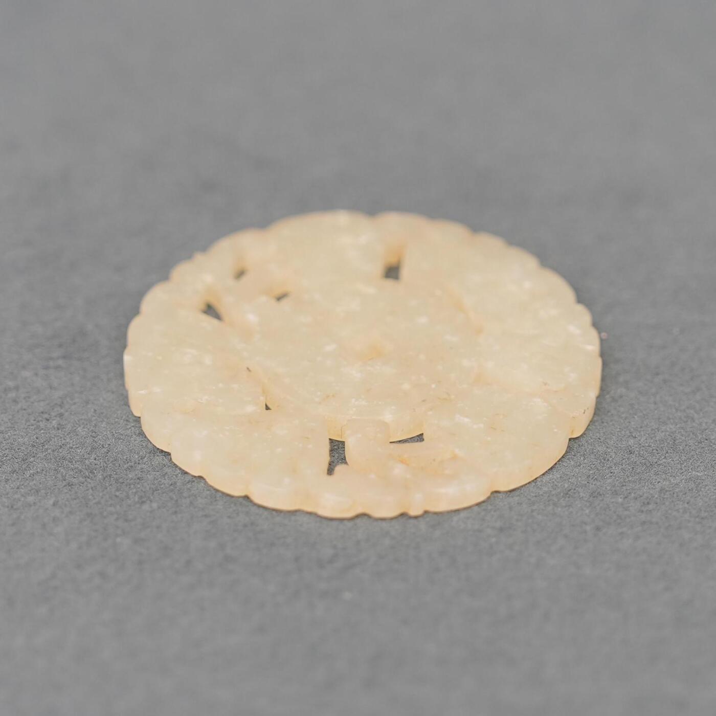  碧月说宝.韫玉流光-南京文物公司明清玉器专场（二） 玉福在眼前佩