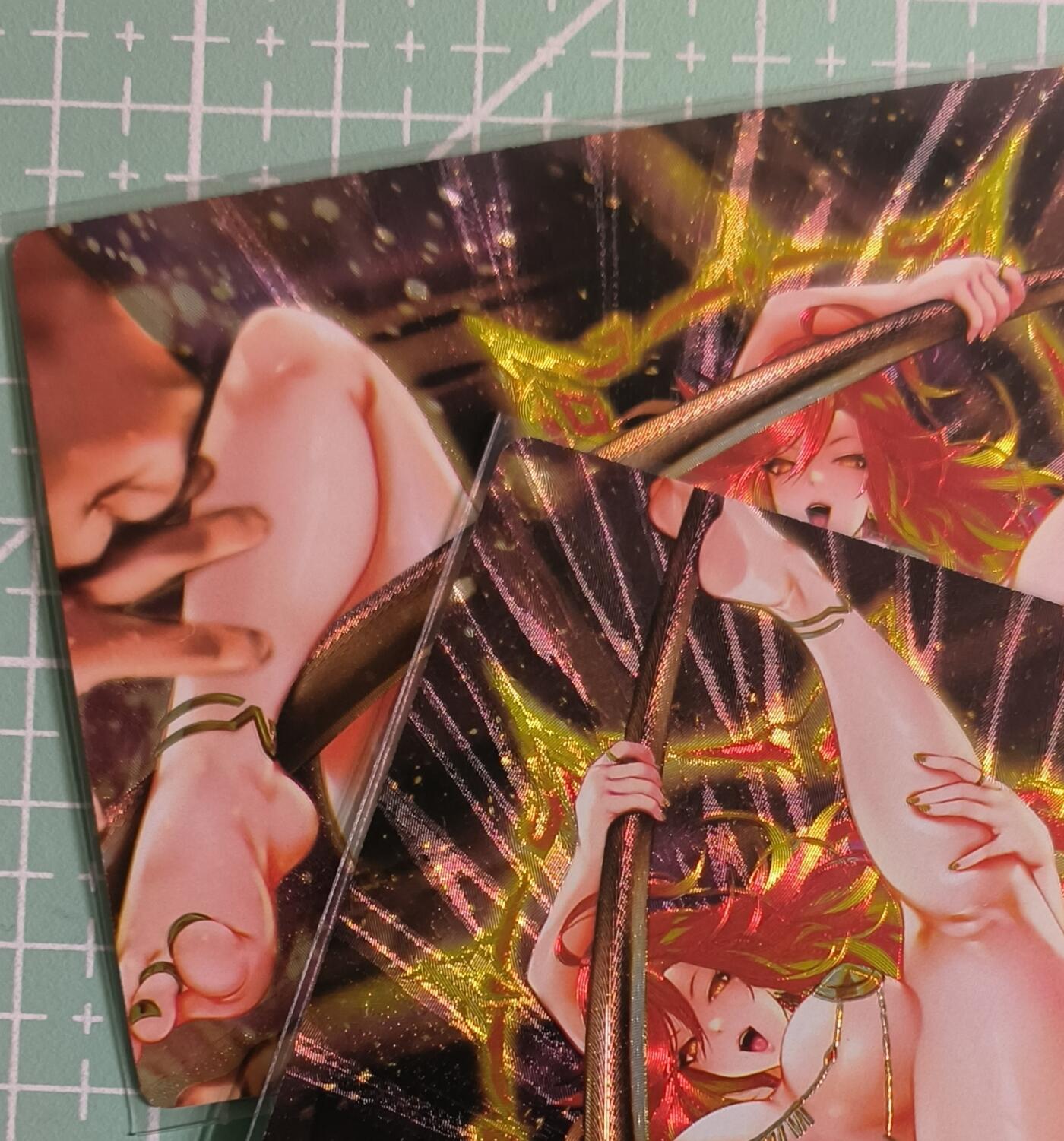 C先生卡牌 第27期 持续收拍品中…零手续费代拍 【粗闪】奇点卡牌《盲包系列》卡通人物 2张