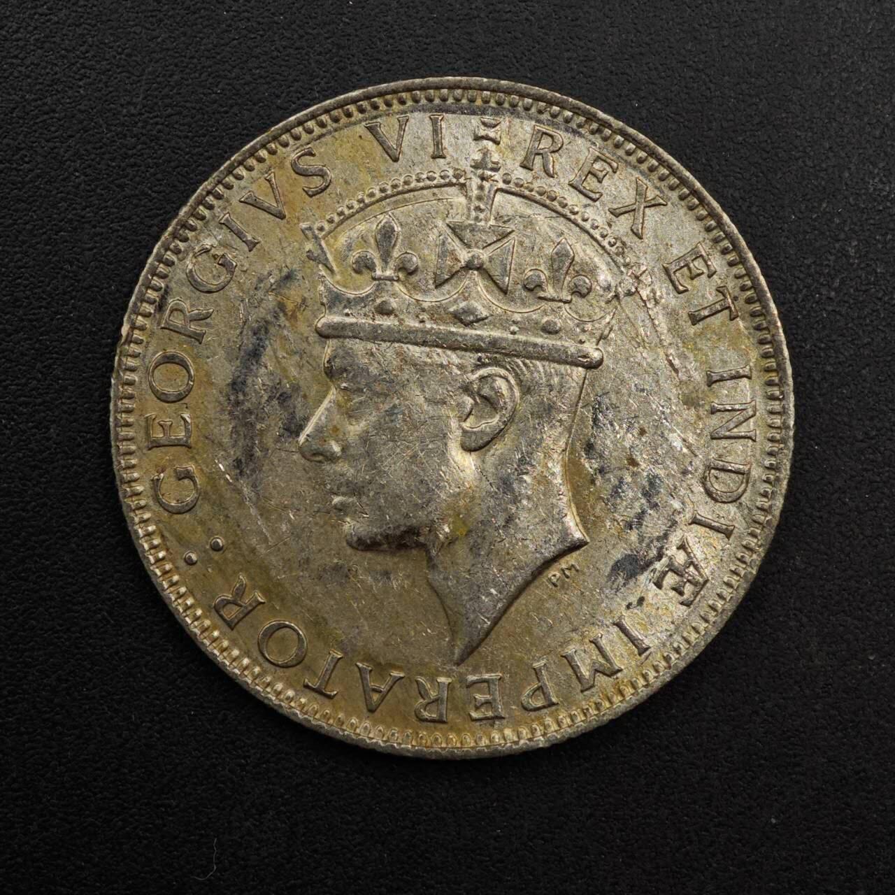 【淘币小摊】实时拍第八百九十二拍   散币场    每周一统一发货 英属东非1946年乔治六世1先令银币