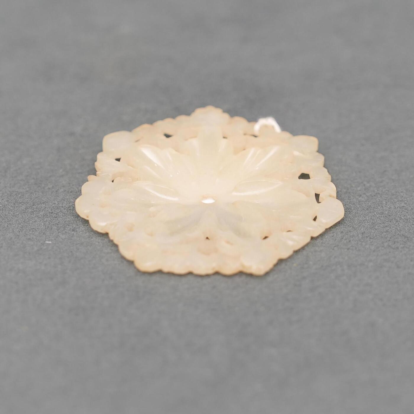 碧月说宝.韫玉流光-南京文物公司明清玉器专场（一） 玉三多花片