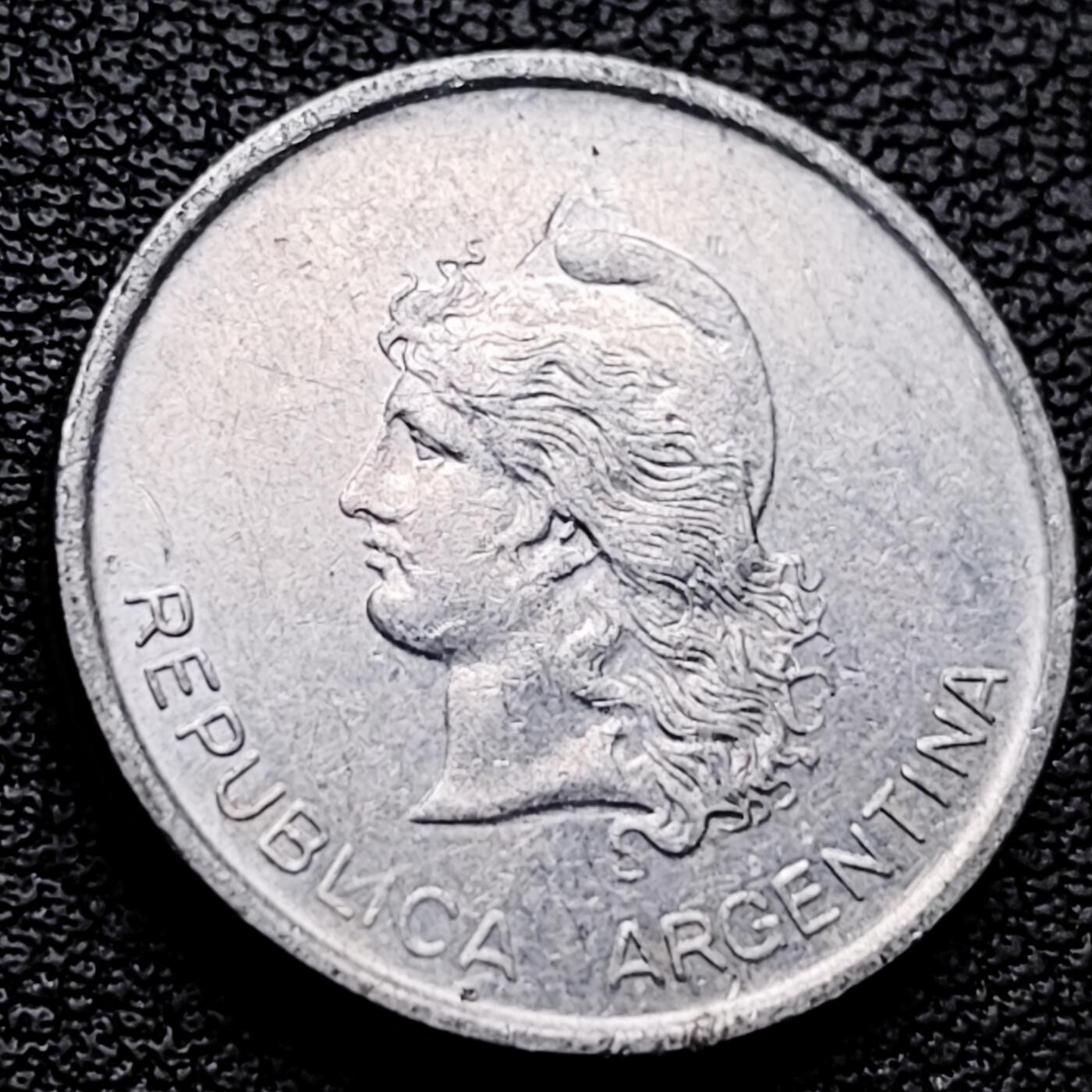 泉币菌-第227场-拍品多 请提前出价  独年份 1983年阿根廷50分铝币南美女神币 21MM