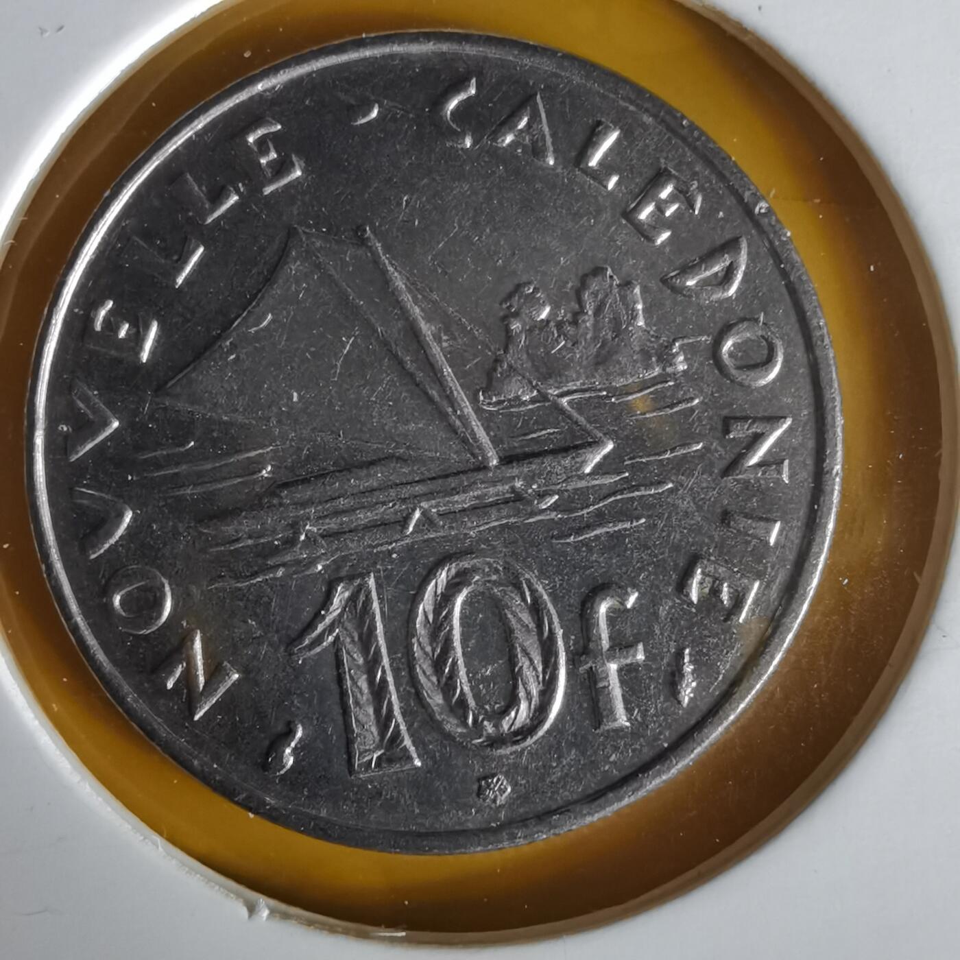 沼泽如烟--第1061场 法属新喀里多尼亚1983年10法郎