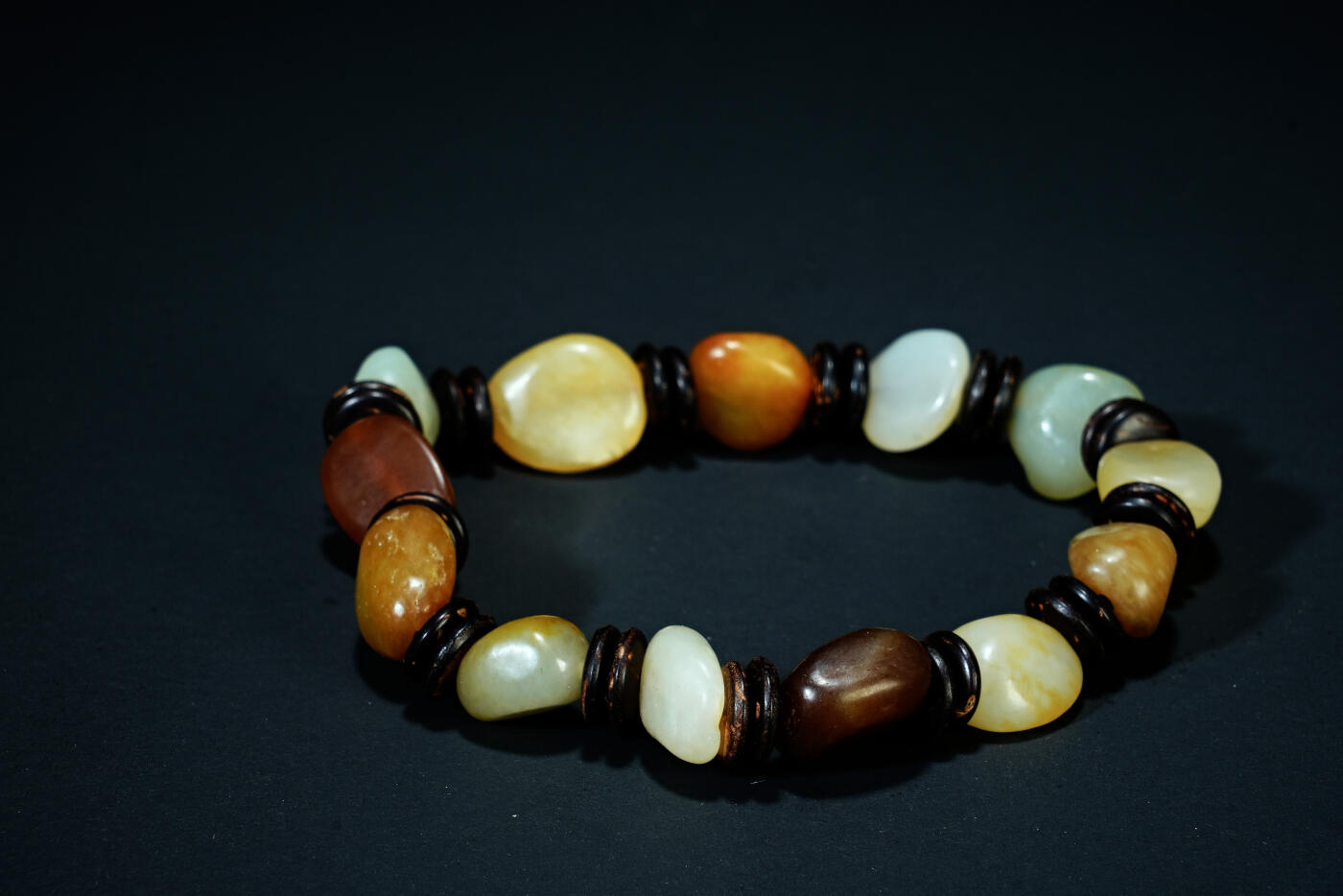 上海都达杂项专场八十一【全场包邮】  天然和田玉籽料手串97-35