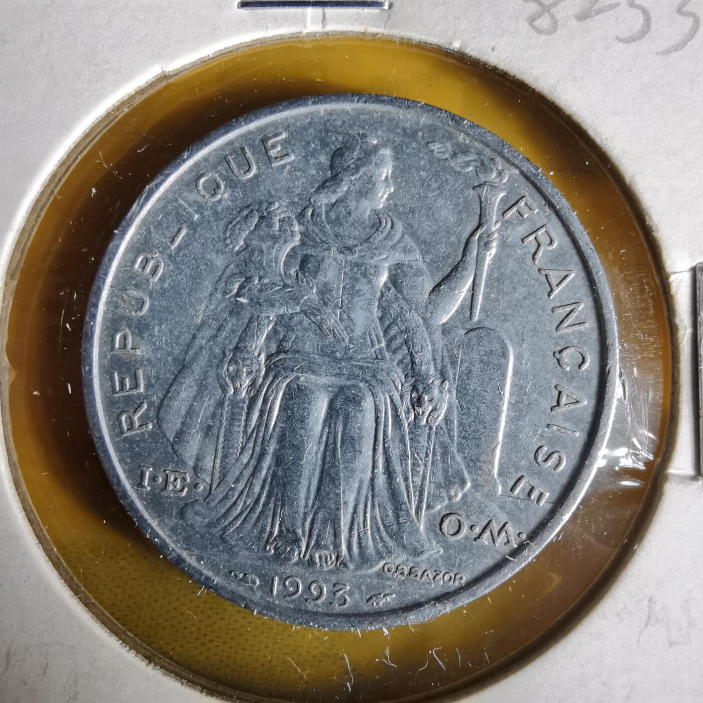 沼泽如烟--第1061场 法属波利尼西亚1993年5法郎