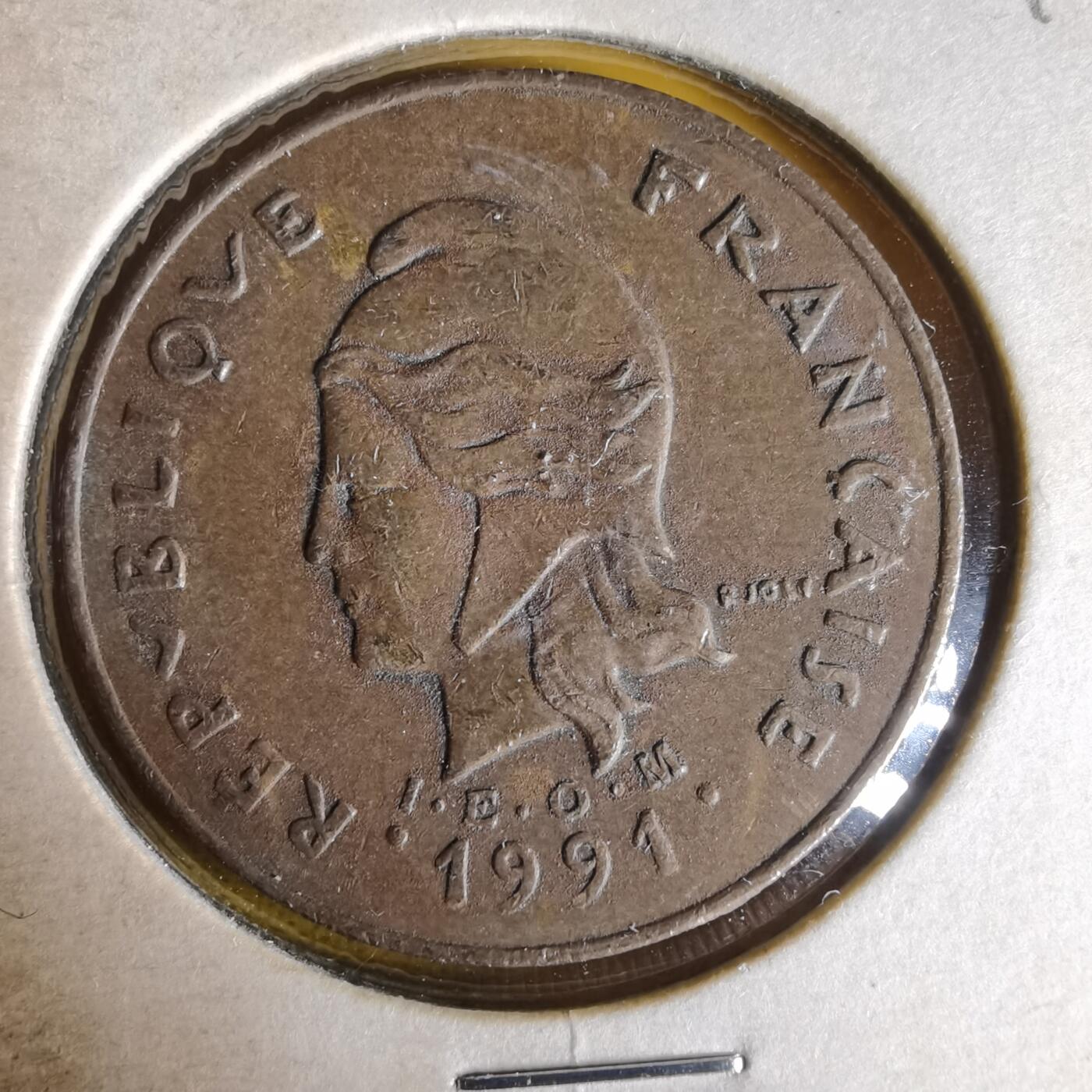 沼泽如烟--第1061场 法属新喀里多尼亚1991年100法郎