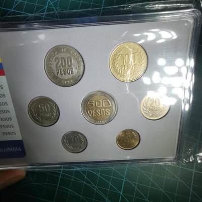 沼泽如烟--第1060场 哥伦比亚七枚套币