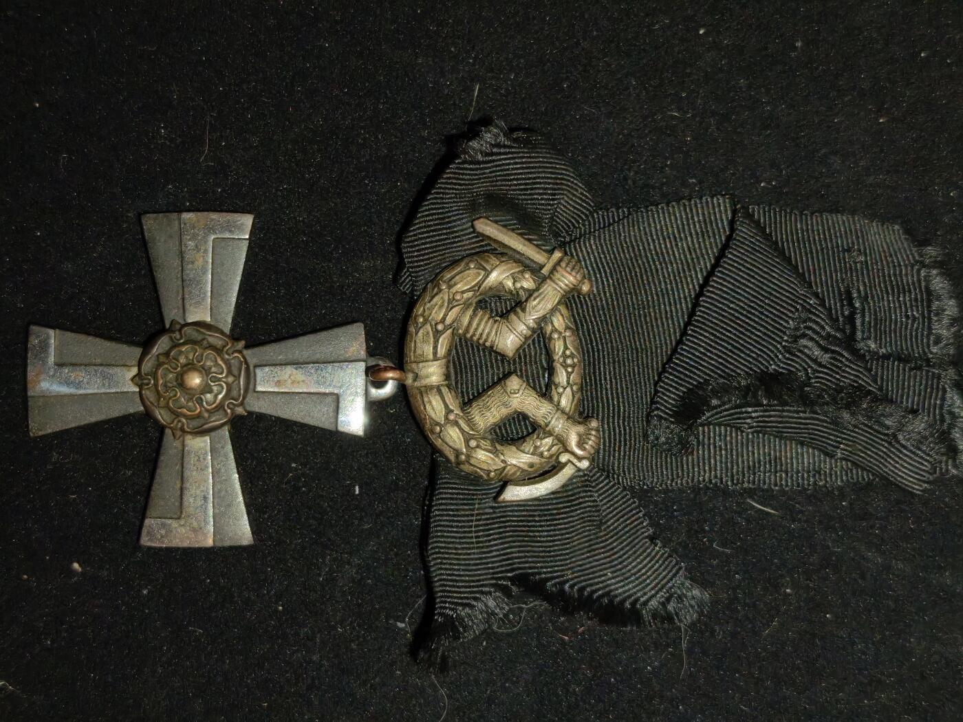 凯旋世界勋赏（第23期）（欢迎送拍）（对拍品有疑问请询问客服，不接受到手刀，出价默认拍品品相。请认真阅读拍卖规则！出价默认已认可！）（收到货请录制开箱视频，无视频概不处理问题。） 芬兰四级哀悼十字勋章 继续战争版