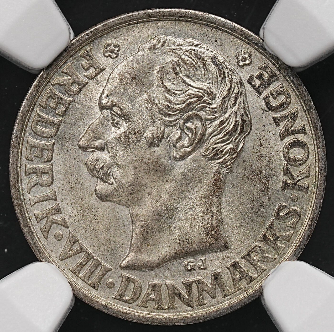 修遠堂世界钱币第112期 NGC MS65 1907年丹麦25欧尔银币