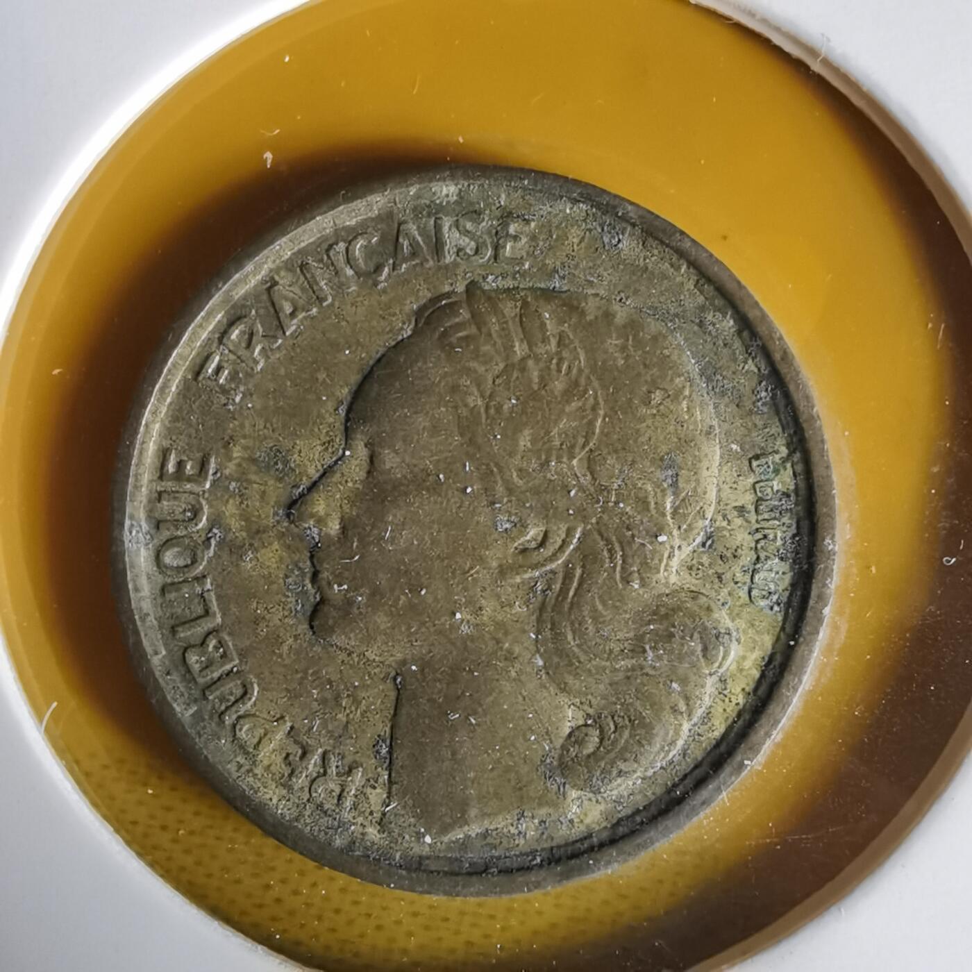 沼泽如烟--第1061场 法国1955年10法郎