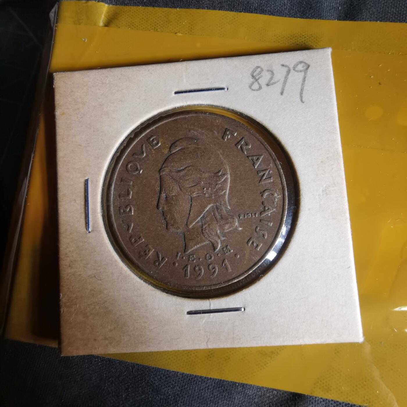 沼泽如烟--第1061场 法属新喀里多尼亚1991年100法郎