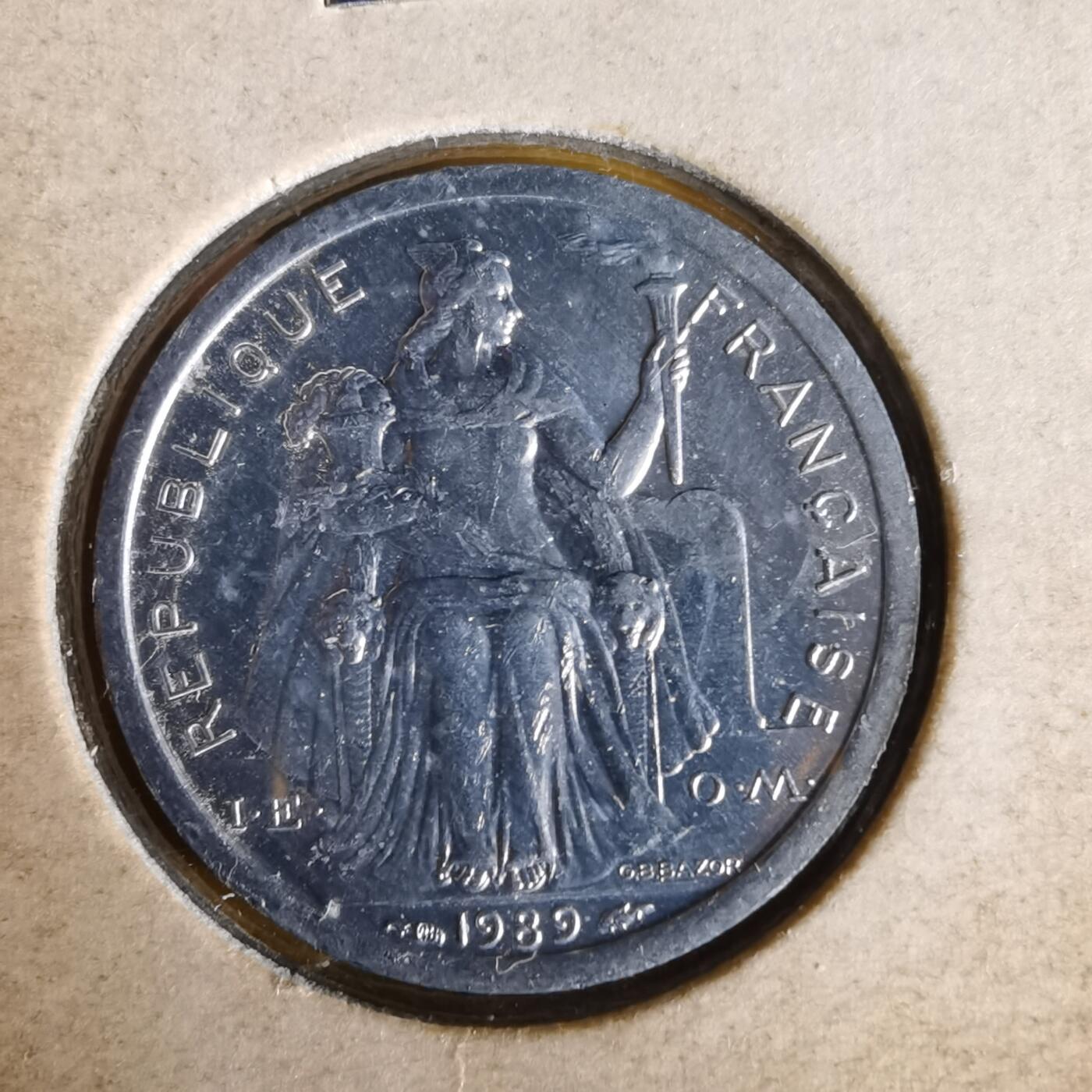 沼泽如烟--第1061场 法属新喀里多尼亚1989年1法郎