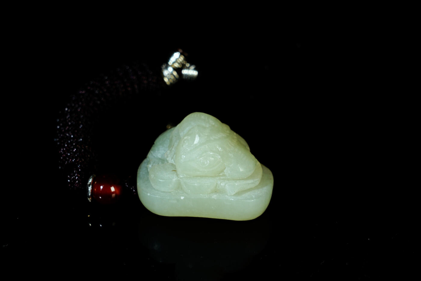 上海都达杂项专场八十一【全场包邮】  天然和田玉精雕《瑞兽》挂件