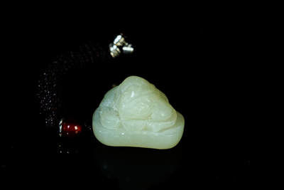 上海都达杂项专场102【全场包邮】  天然和田玉精雕《瑞兽》挂件