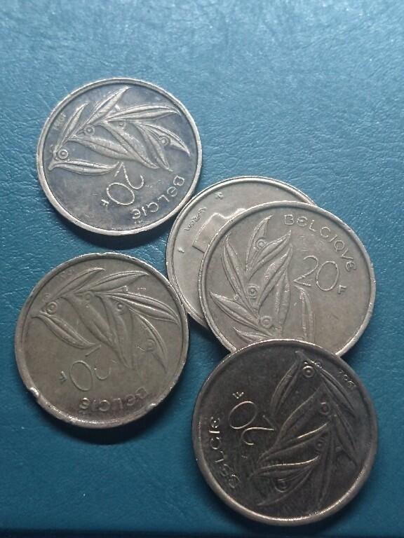 松南世界钱币——260416 比利时八十年代20法郎铜币5枚