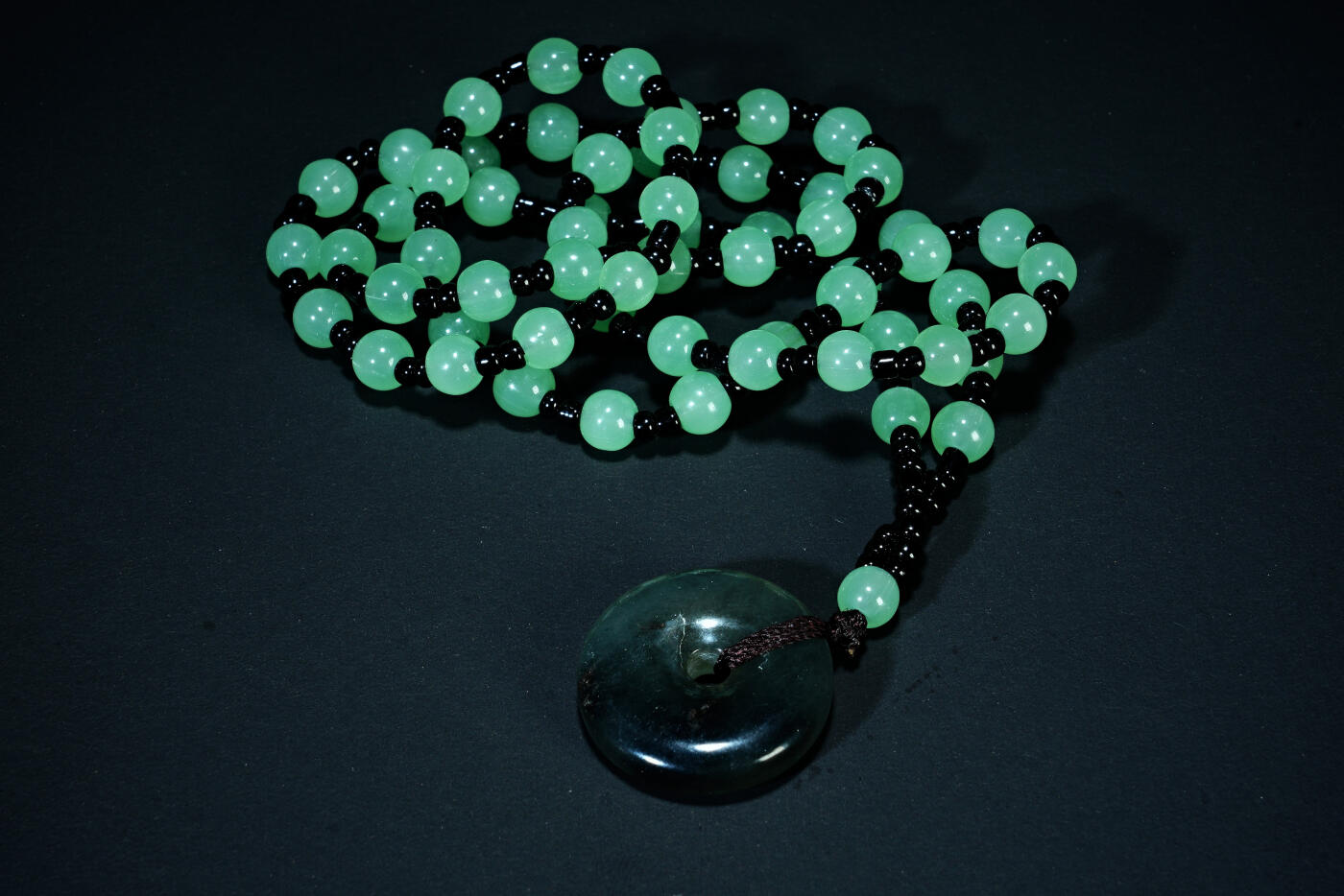 上海都达杂项专场八十一【全场包邮】  天然岫玉碧绿平安扣挂件97-270