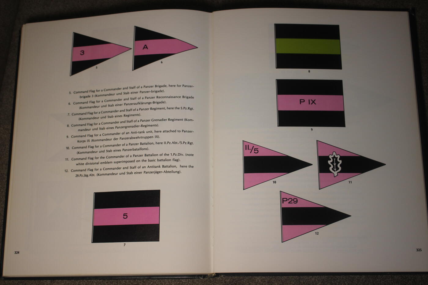 2026.4.21杂货小拍卖 《装甲兵团》，全书335页，详细介绍了德三装甲兵的历史沿革和制服、装备、标识等，书本整体保存完好