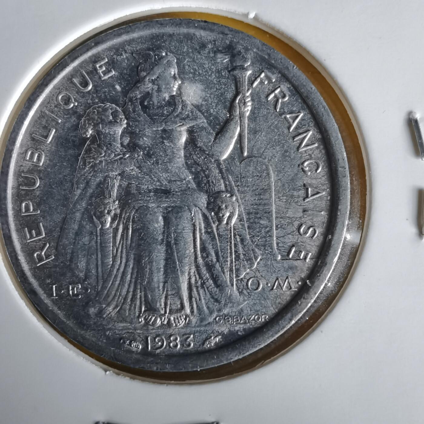 沼泽如烟--第1061场 法属新喀里多尼亚1983年2法郎