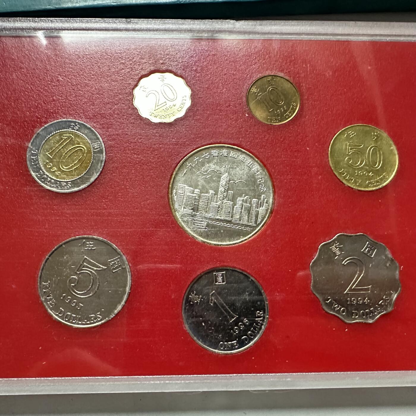 🌹外币初藏🌹🐯2026年第44场   每周二四六晚8️⃣点  世界硬币 香港回归紫荆花套币 a