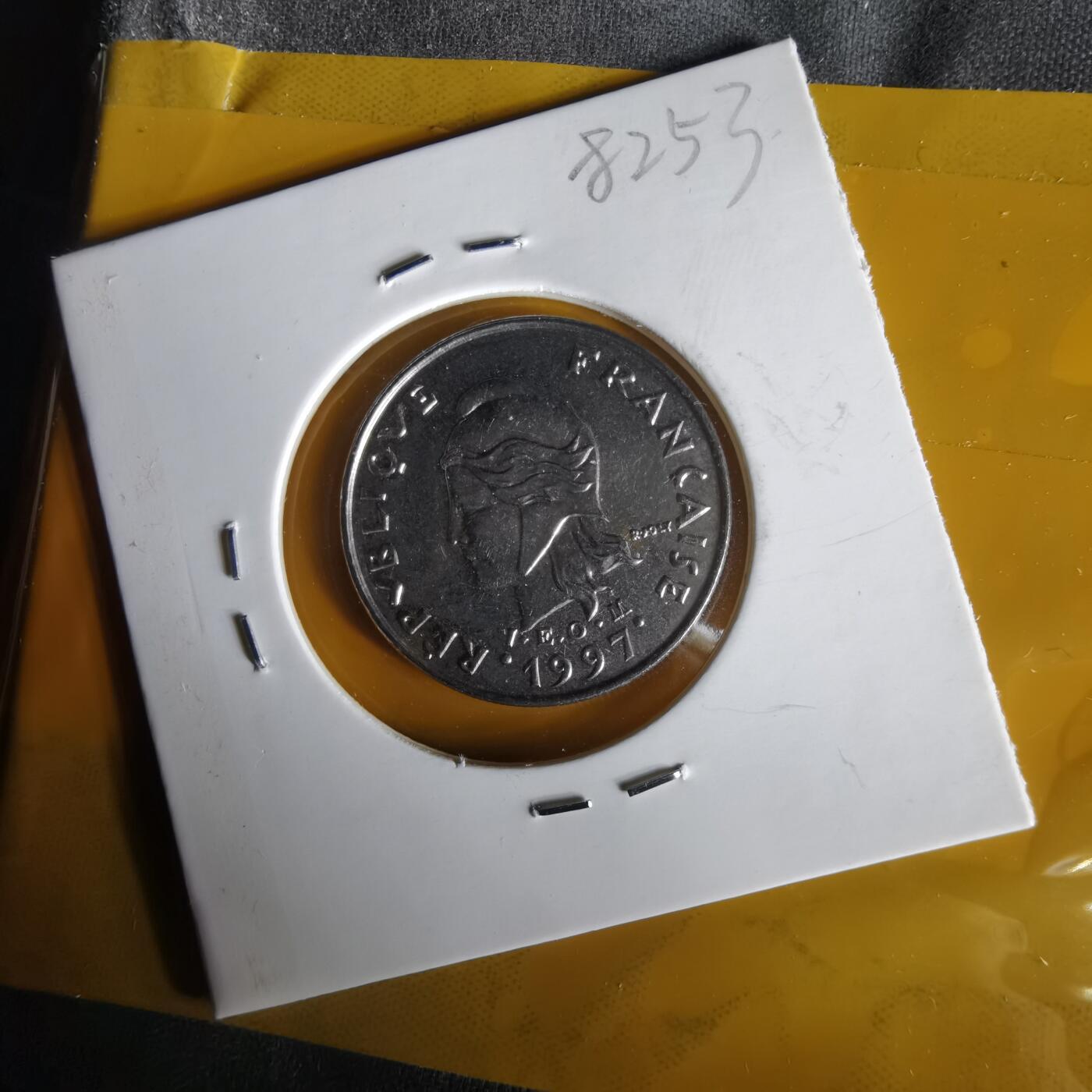 沼泽如烟--第1061场 法属新喀里多尼亚1997年10法郎