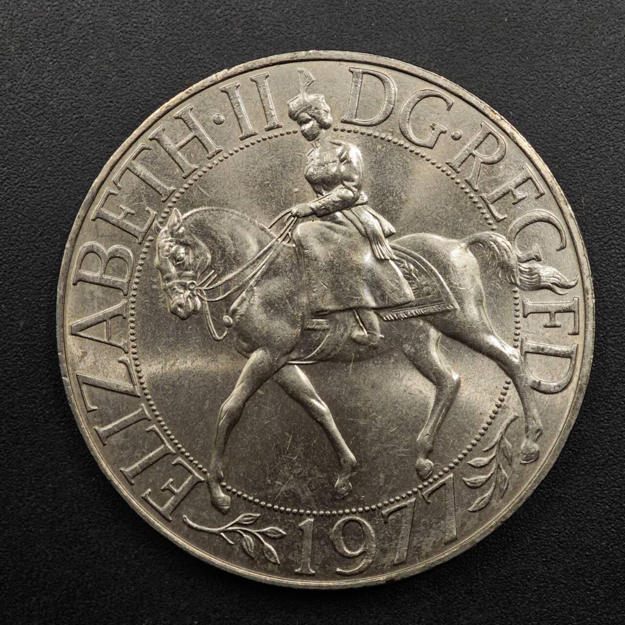 【淘币小摊】实时拍第八百九十三拍   散币场    每周一统一发货 英国1977年女王登基银禧克朗纪念币